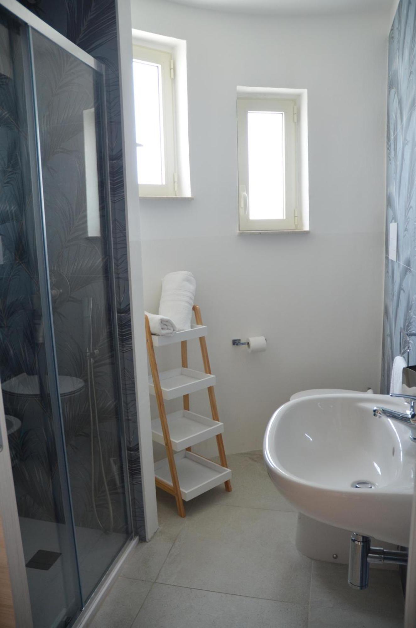 Appartamenti La Baia Del Rais Falcone Quarto foto